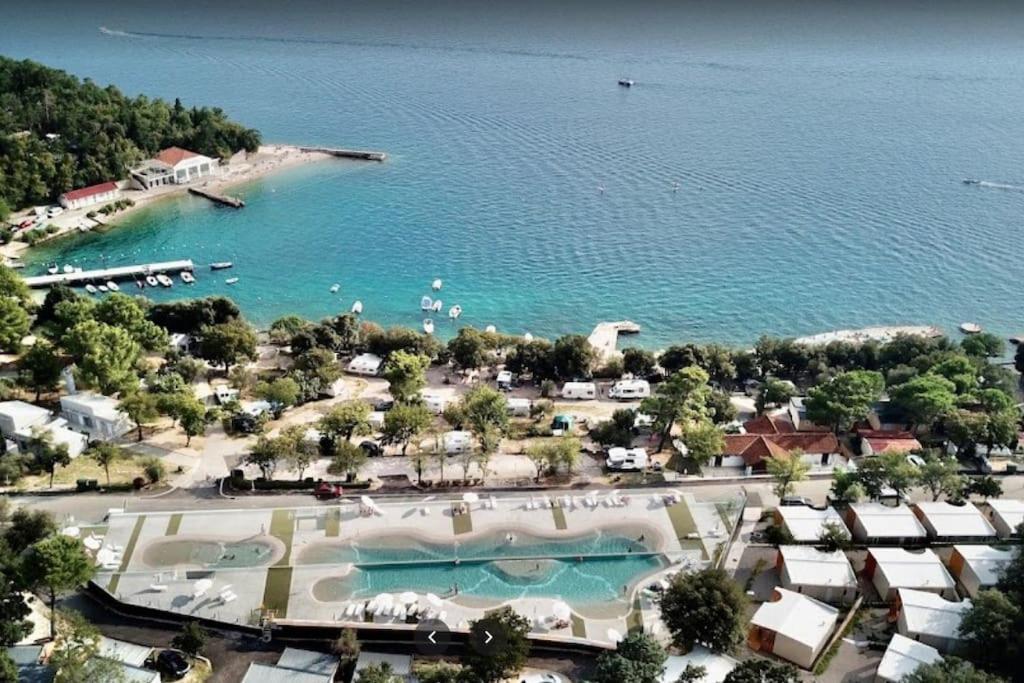 Privilege Resorts Exclusive Camping Villas Selce Exterior photo